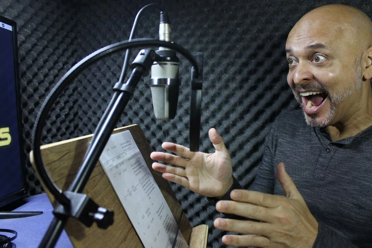Claudio Galvan no estúdio